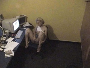 Siririca no trabalho - Rei do Amador